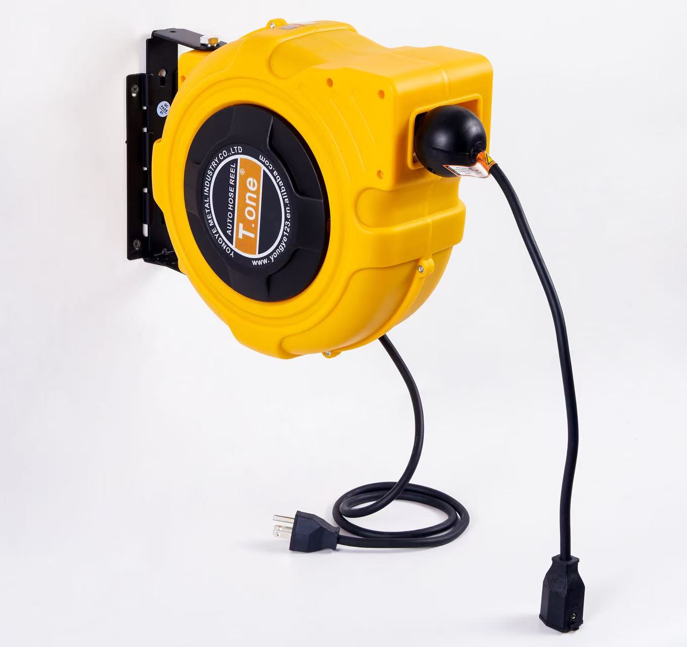 壁掛け式自動巻き取りケーブル、頑丈なプラスチックドラム（電動 - Electric Reel のレビューと価格